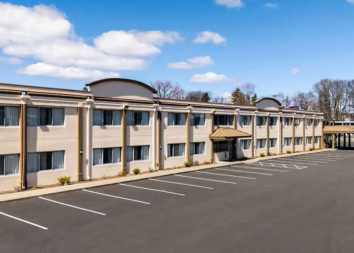 Days Inn By Wyndham Albany Suny