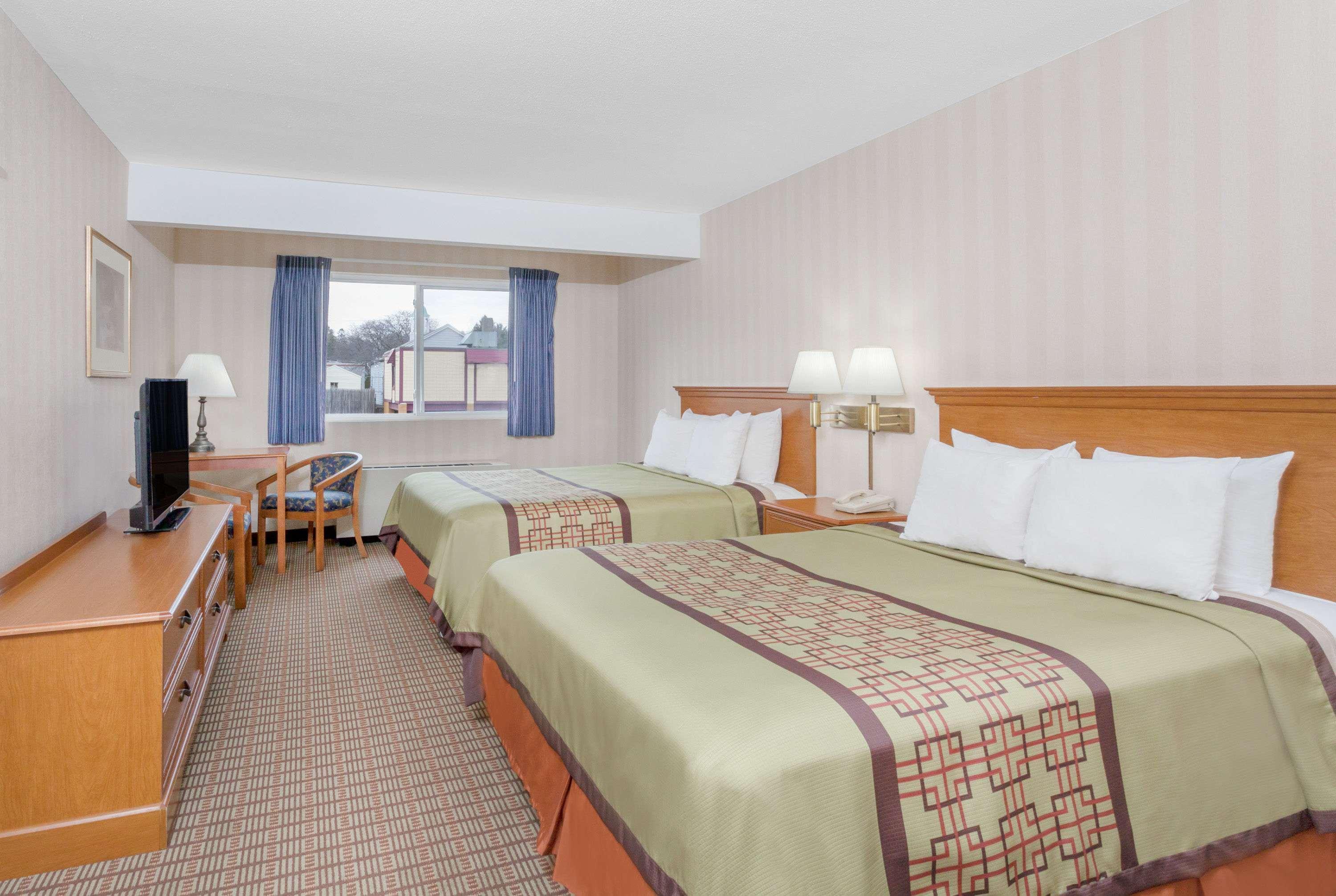 Days By Wyndham Suny Motel