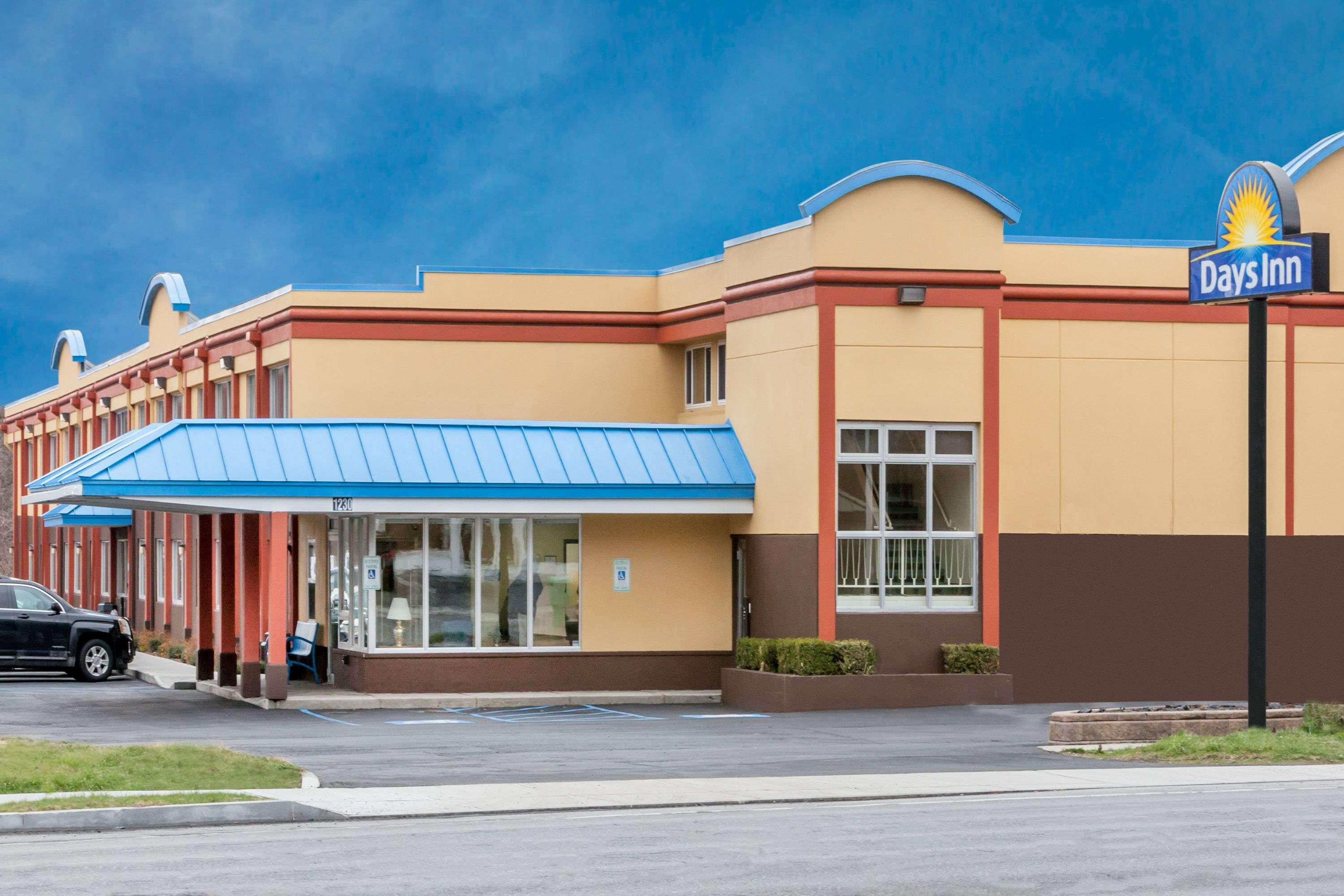 Motel Days By Wyndham Suny