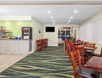 Motel Days By Wyndham Suny Albany