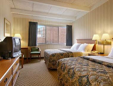 Days By Wyndham Suny Motel Albany
